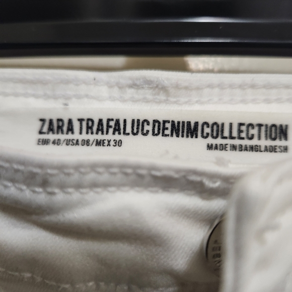 Zara Trafaluc white colored stretch jeans in a size 8 - Picture 5 of 5